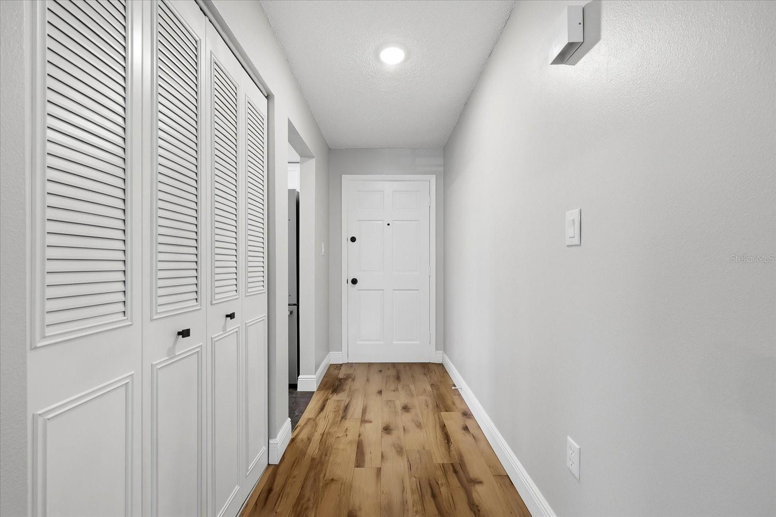 1706 Belleair Forest Dr #128 Property Photo 6