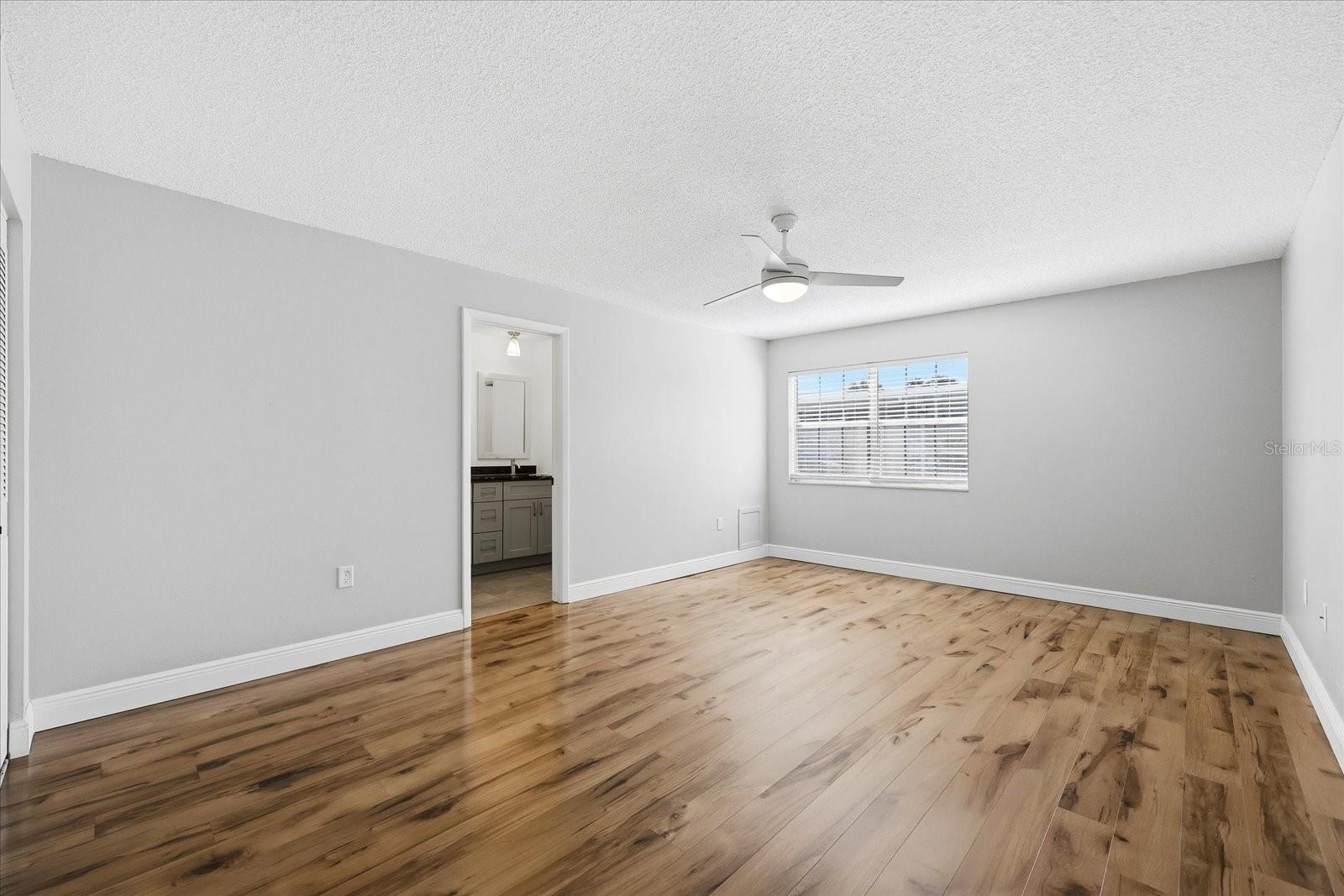 1706 Belleair Forest Dr #128 Property Photo 13