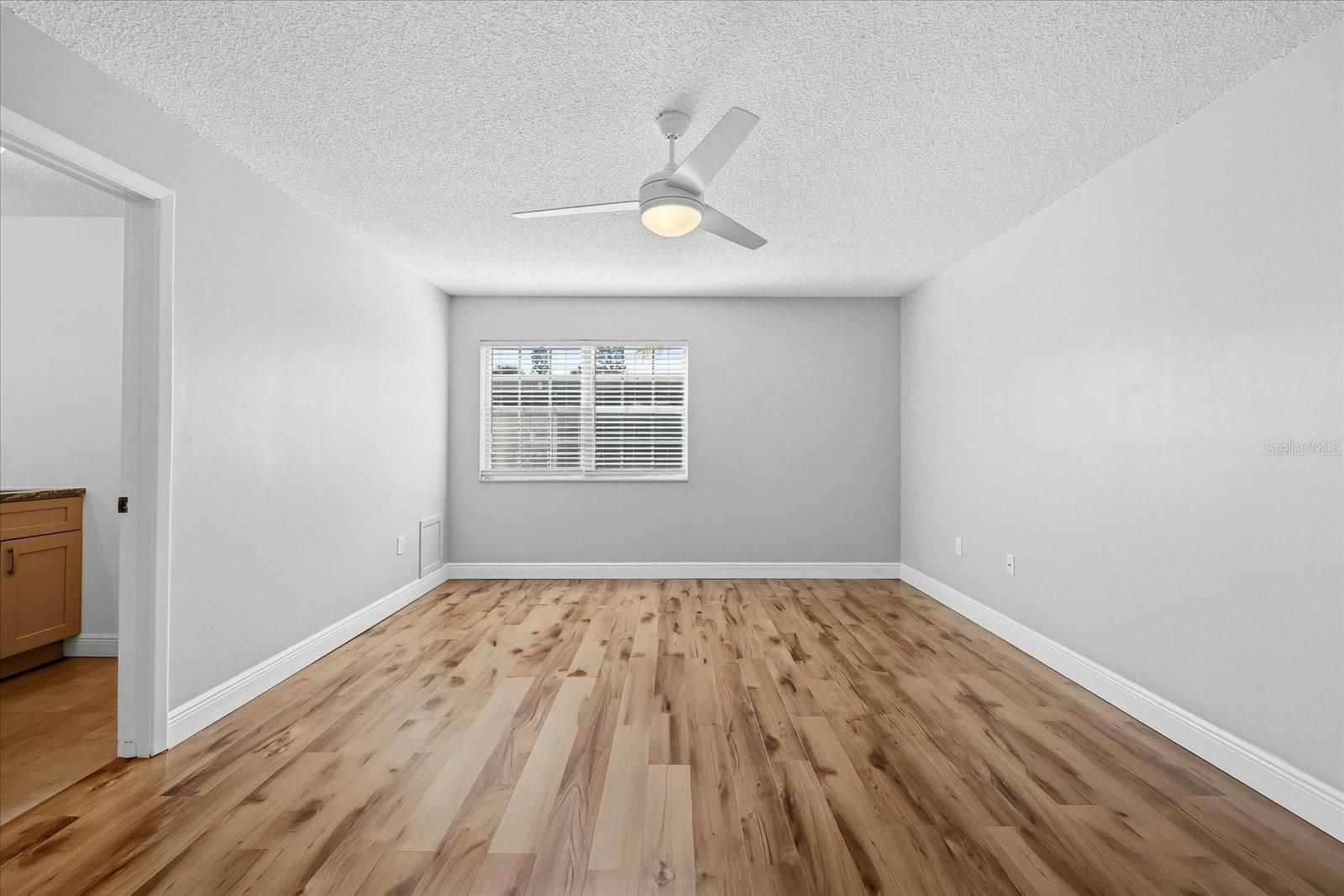 1706 Belleair Forest Dr #128 Property Photo 15