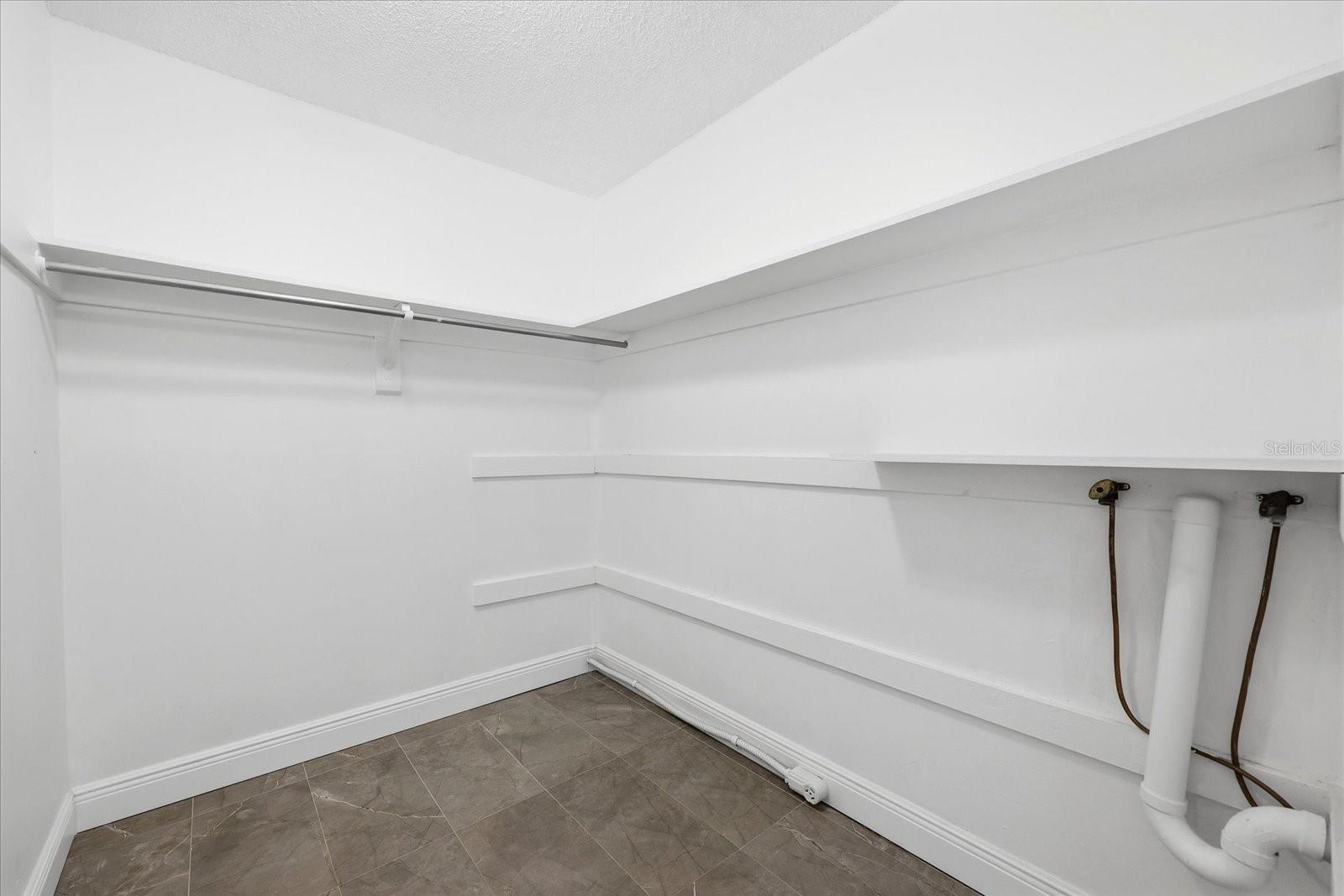 1706 Belleair Forest Dr #128 Property Photo 18