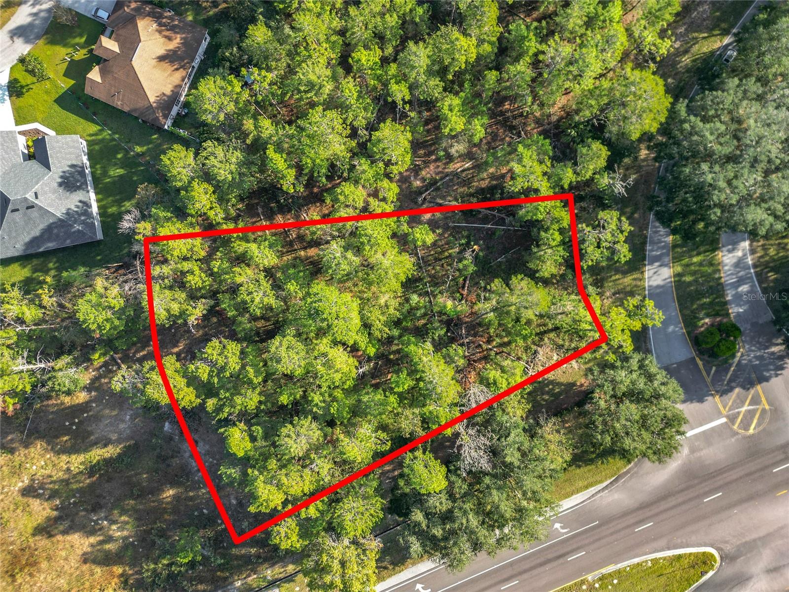 1 OAK VILLAGE BLVD Property Photo 1