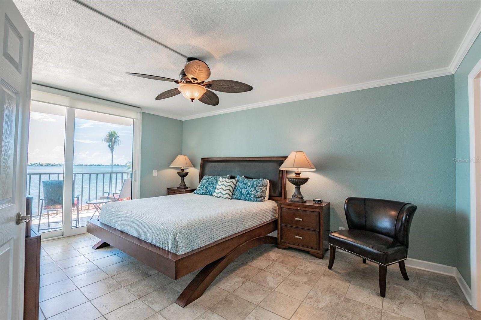 6295 Bahia Del Mar Cir #401 Property Photo 10
