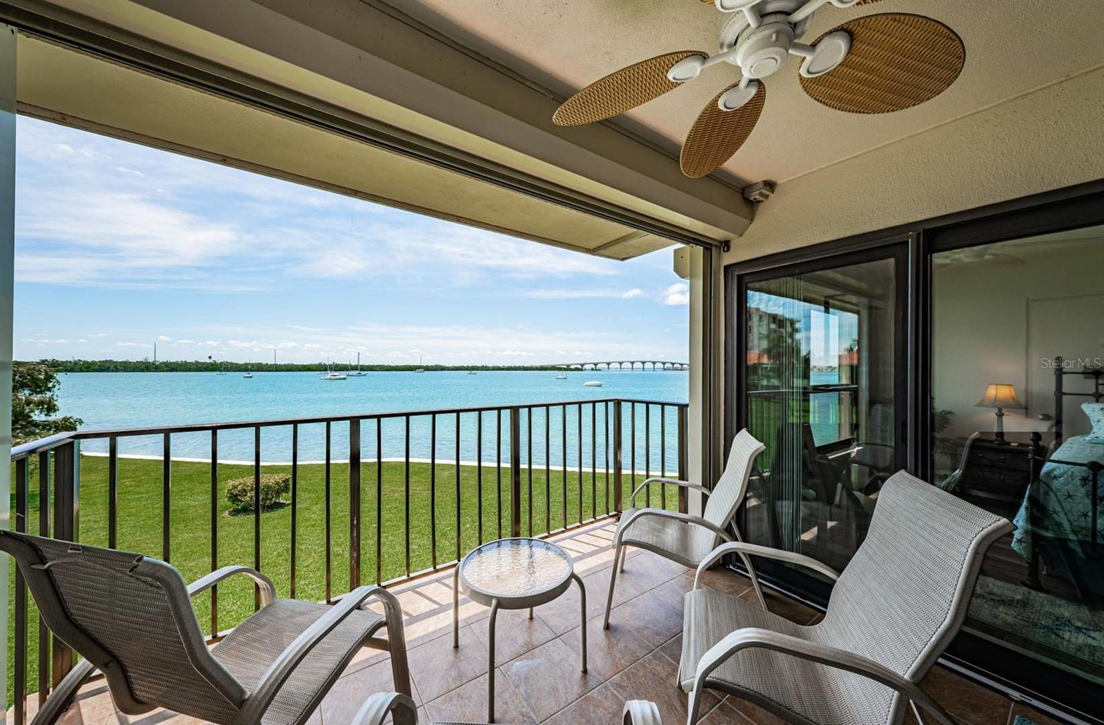 6291 Bahia Del Mar Cir #207 Property Photo 3