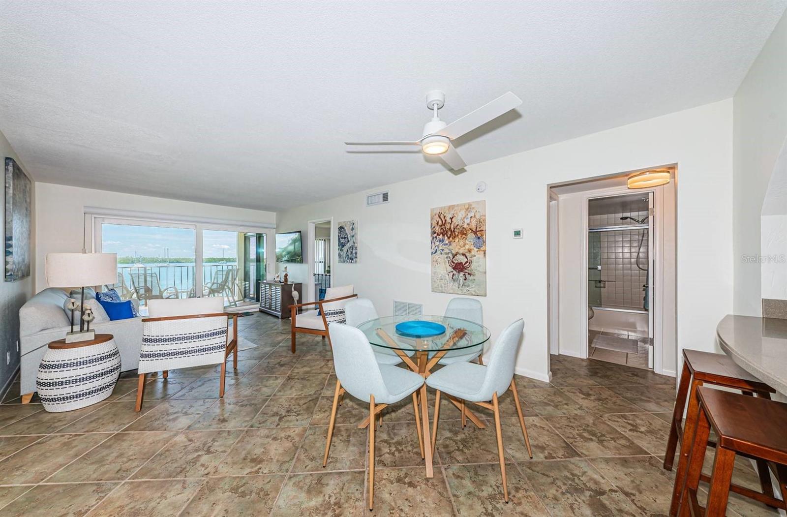 6291 Bahia Del Mar Cir #207 Property Photo 6