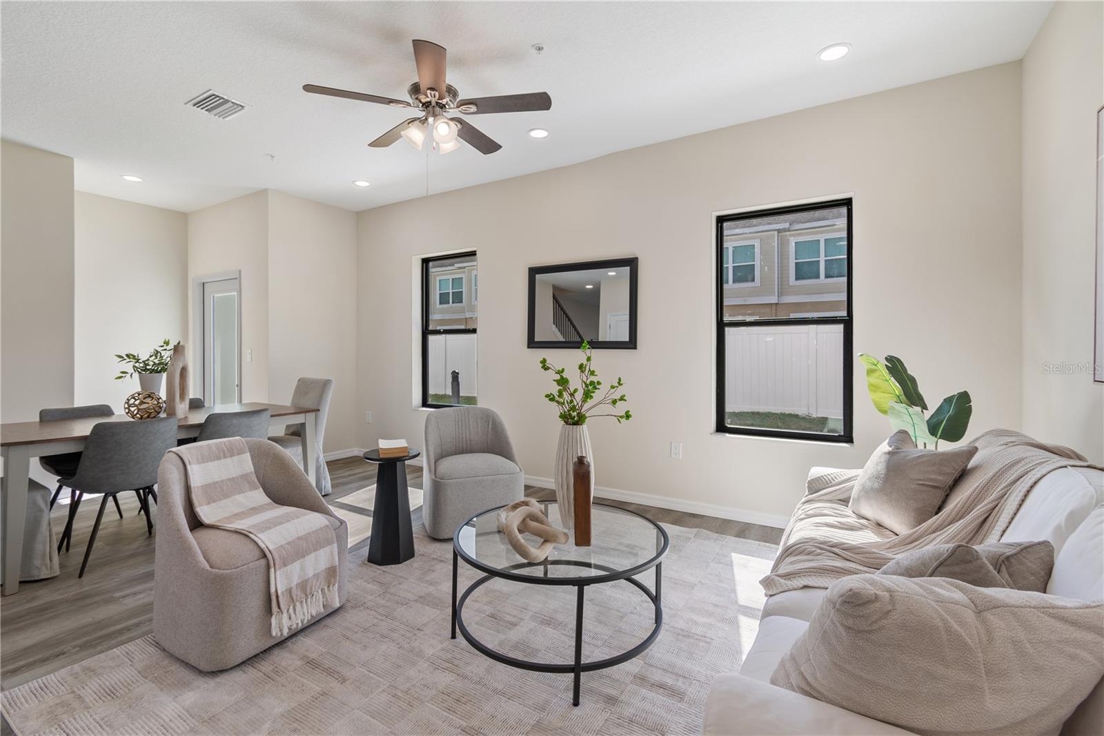 4350 Cambio Gardens Ct Property Photo 8