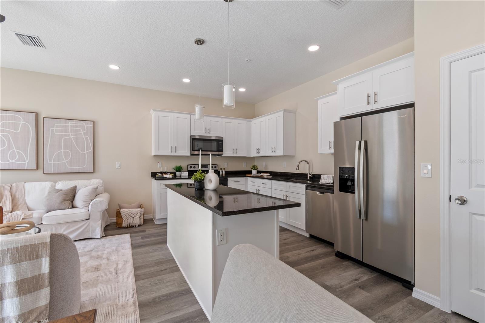 4350 Cambio Gardens Ct Property Photo 12