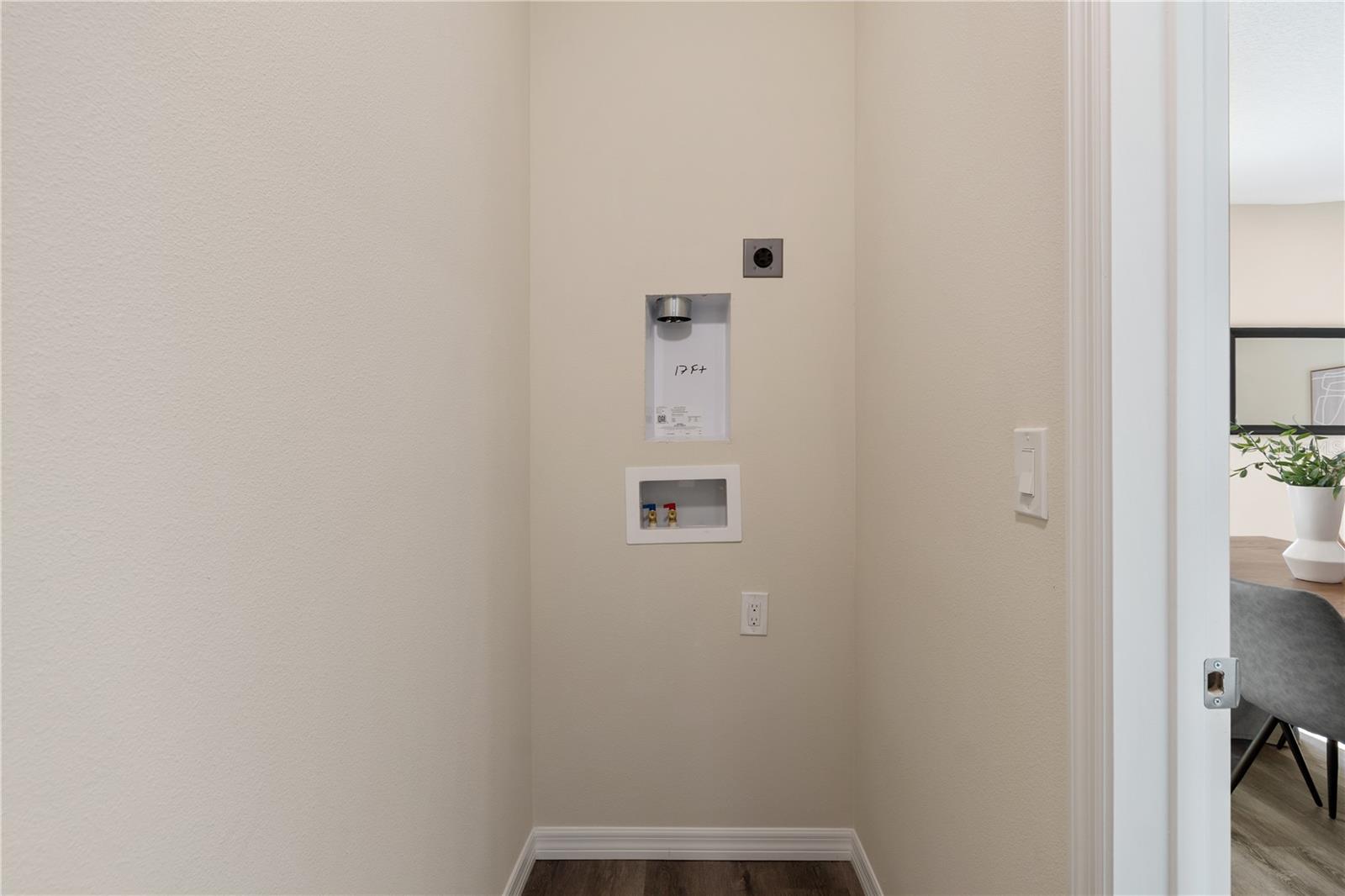 4350 Cambio Gardens Ct Property Photo 14