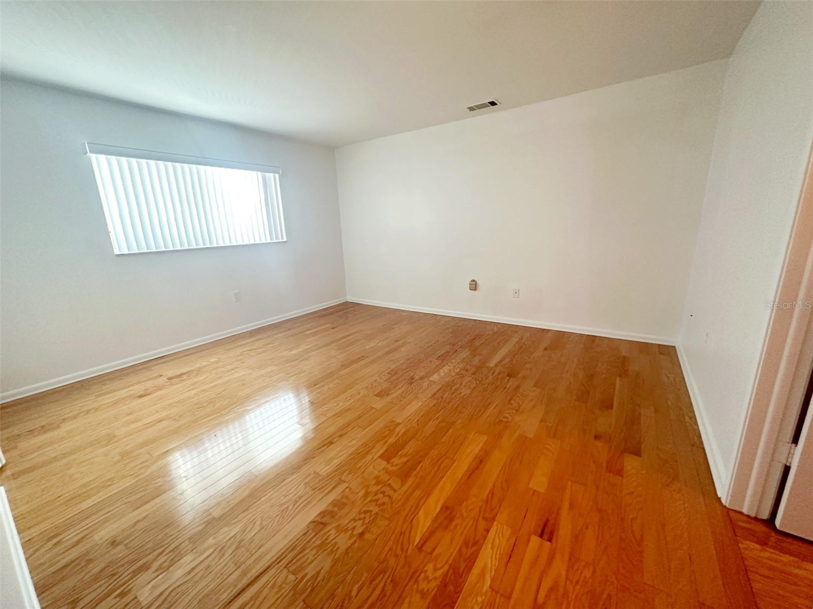 1819 Shore Dr S #307 Property Photo 8