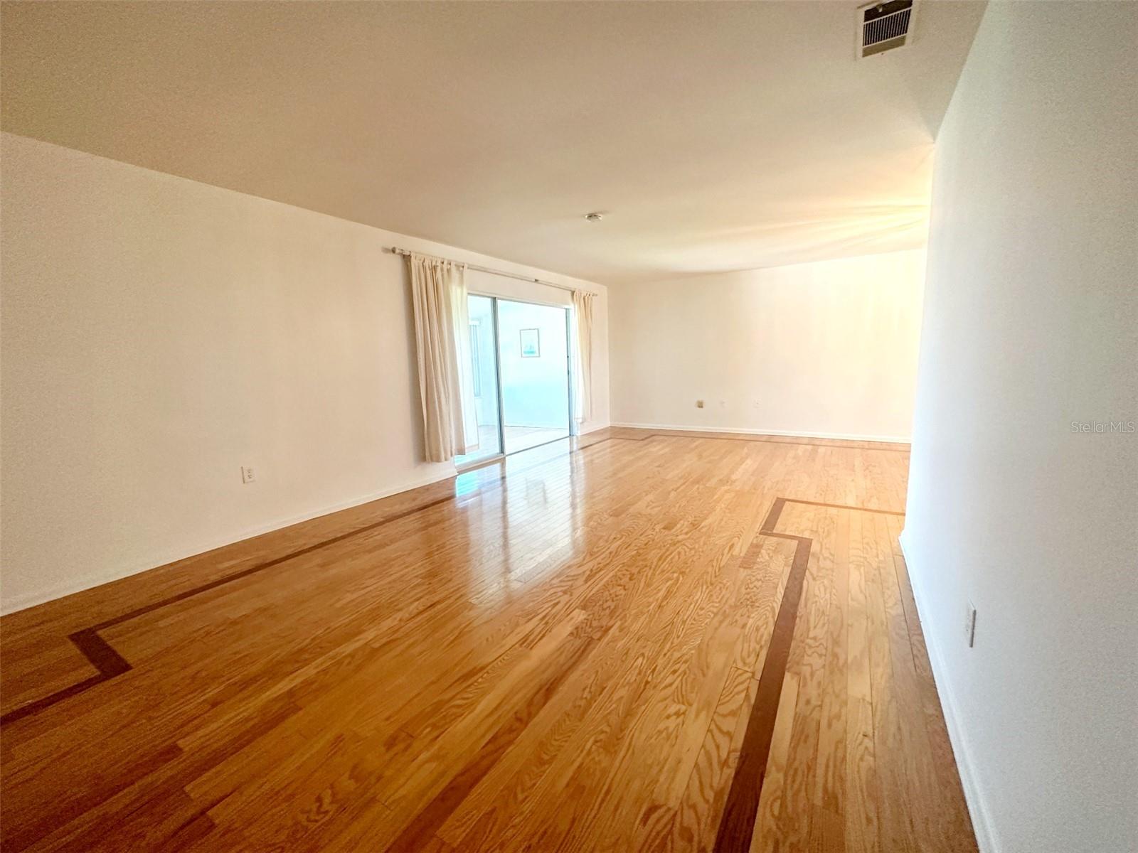 1819 Shore Dr S #307 Property Photo 11