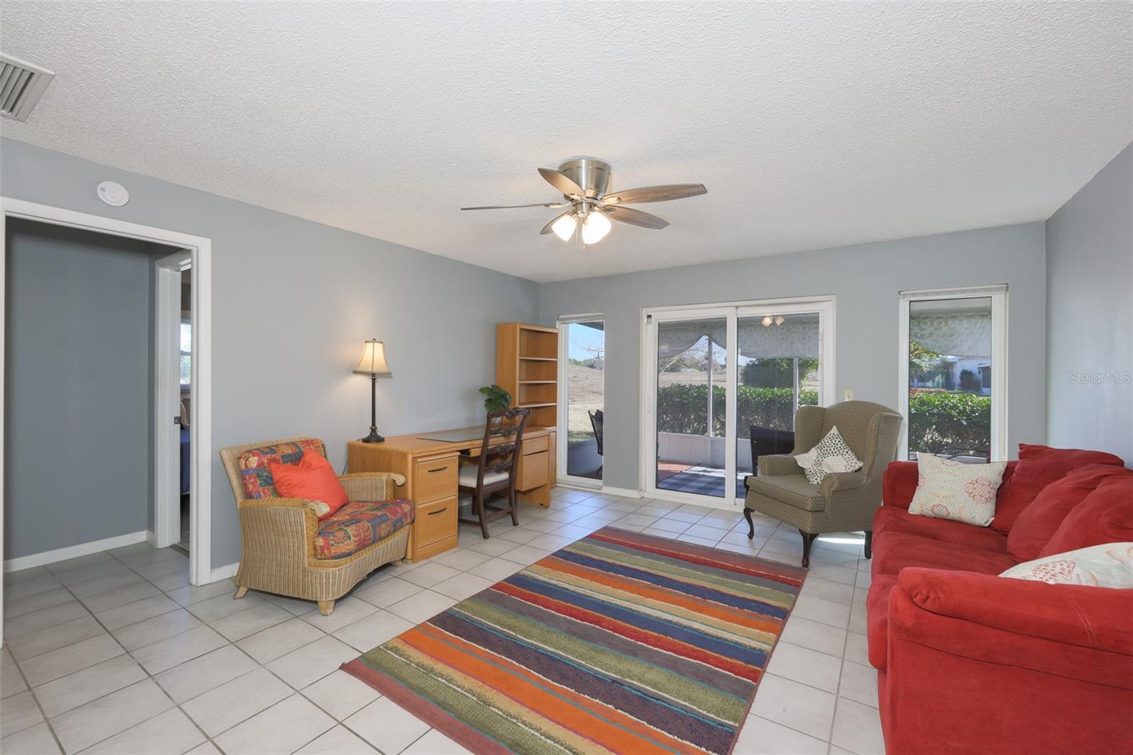 318 Fairside Ct Property Photo 11