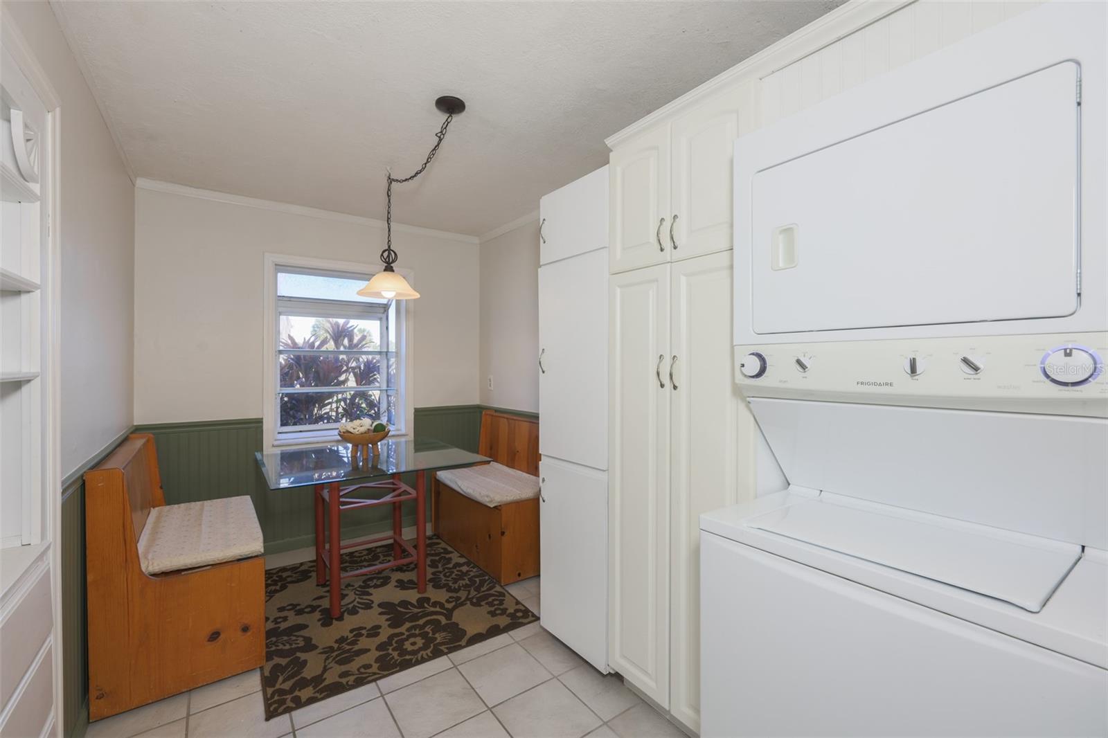 318 Fairside Ct Property Photo 19