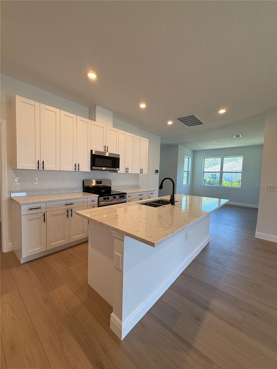 131 Kings Dr Property Photo 17