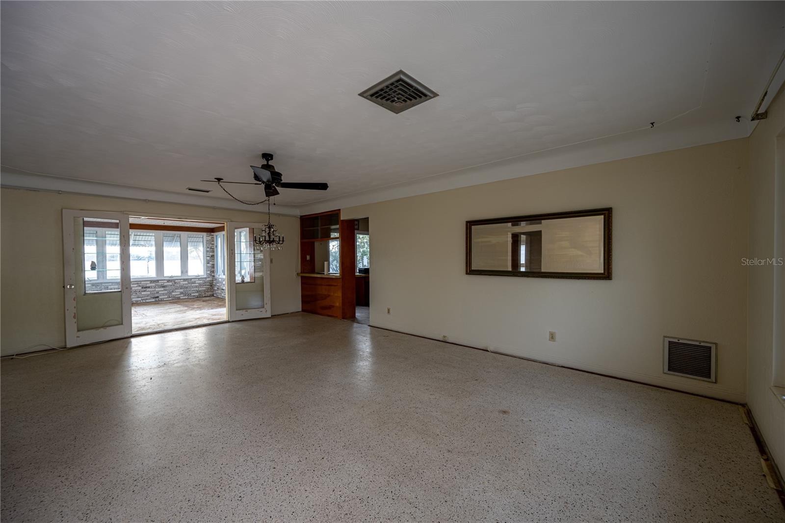 1425 Corey Way S Property Photo 16