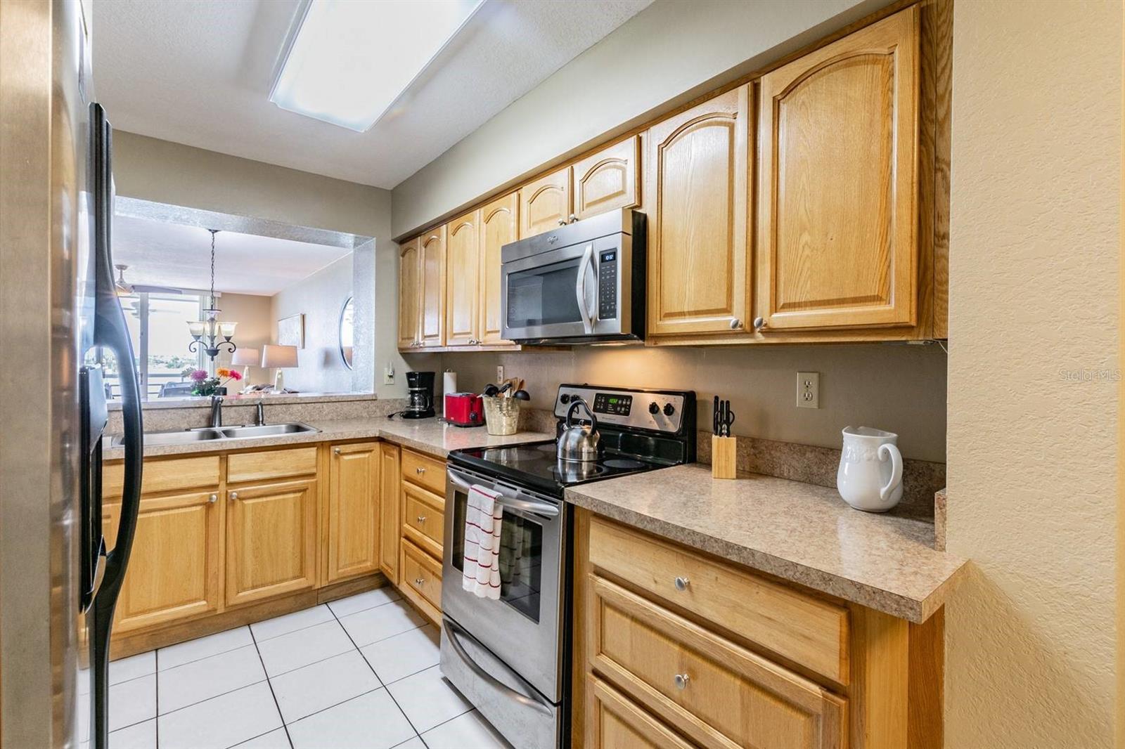 5701 Bahia Del Mar Cir #403 Property Photo 5