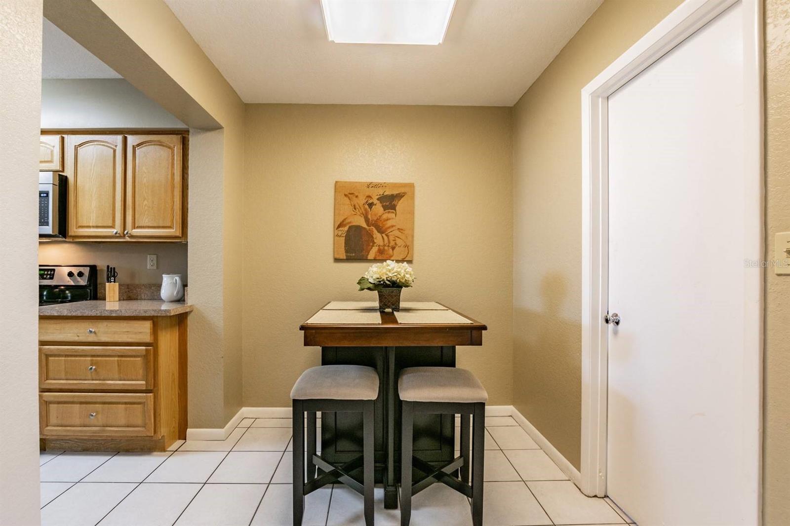 5701 Bahia Del Mar Cir #403 Property Photo 10