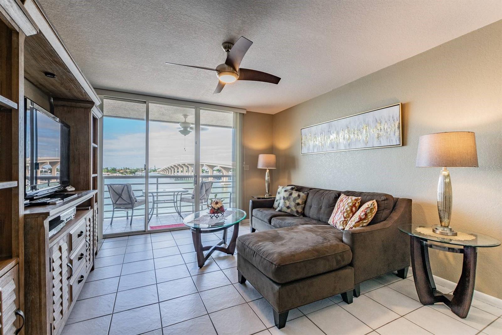 5701 Bahia Del Mar Cir #403 Property Photo 11