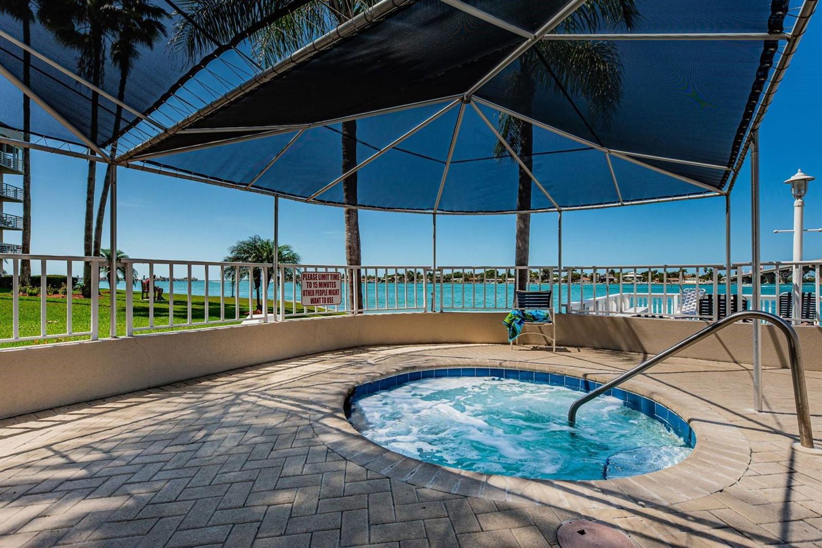 5701 Bahia Del Mar Cir #403 Property Photo 26