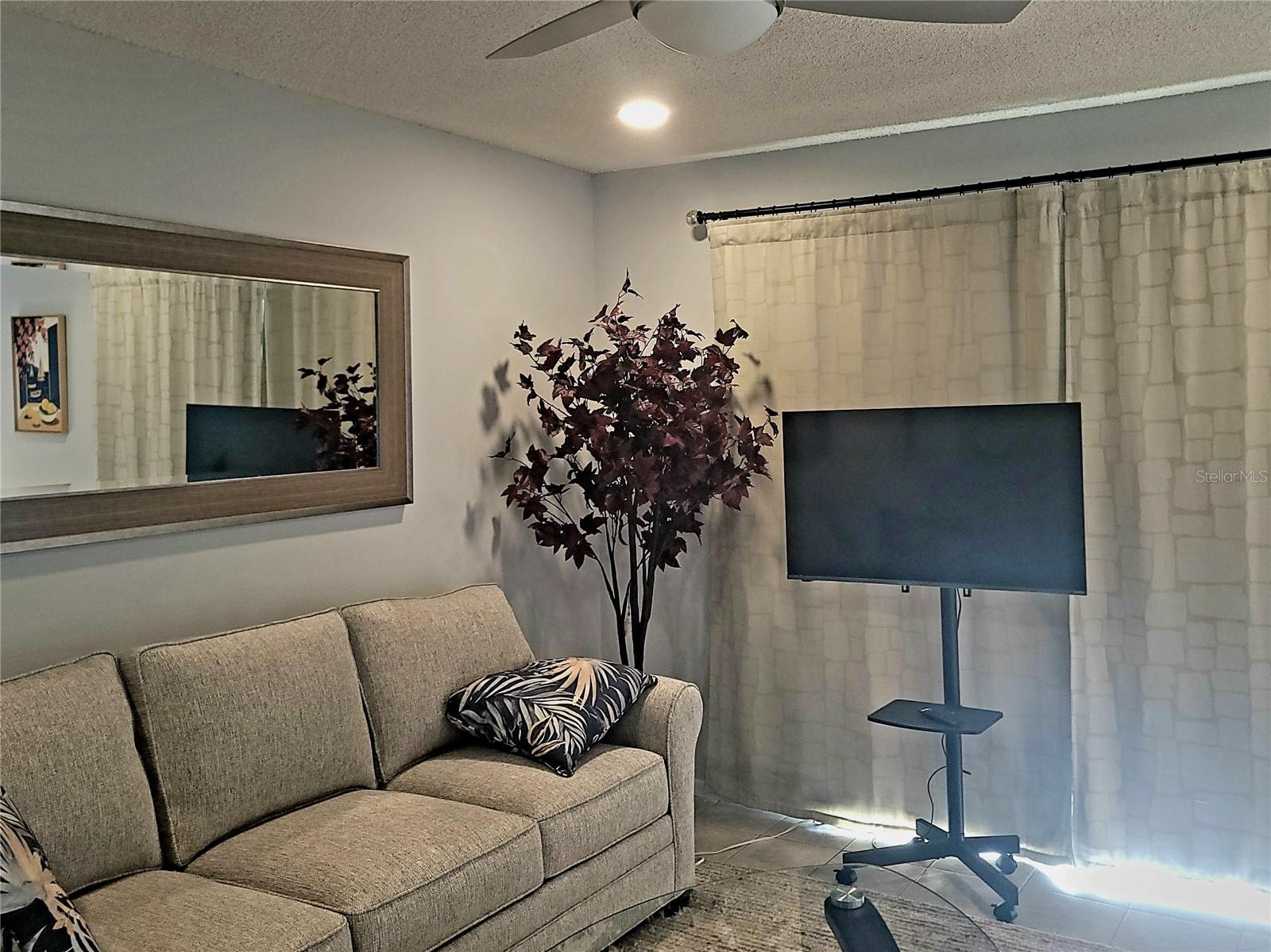 4215 East Bay Dr #1508b Property Photo 6