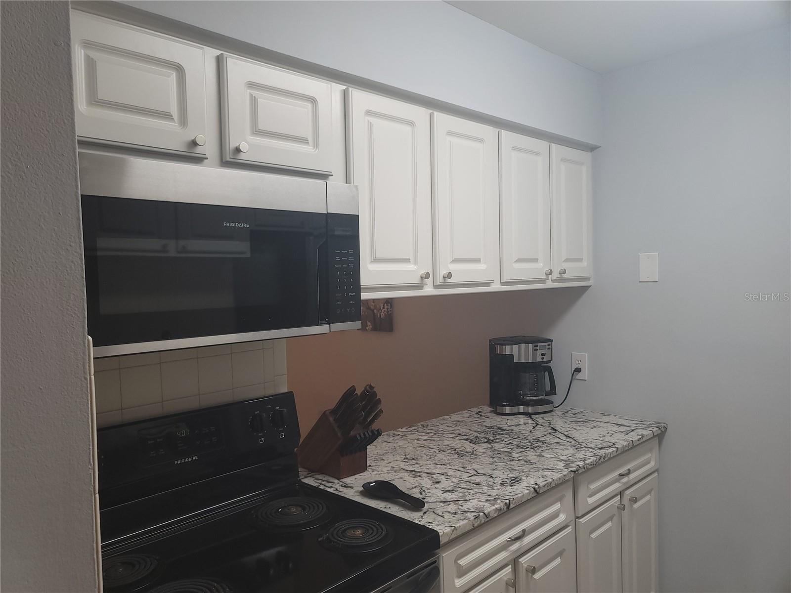 4215 East Bay Dr #1508b Property Photo 13