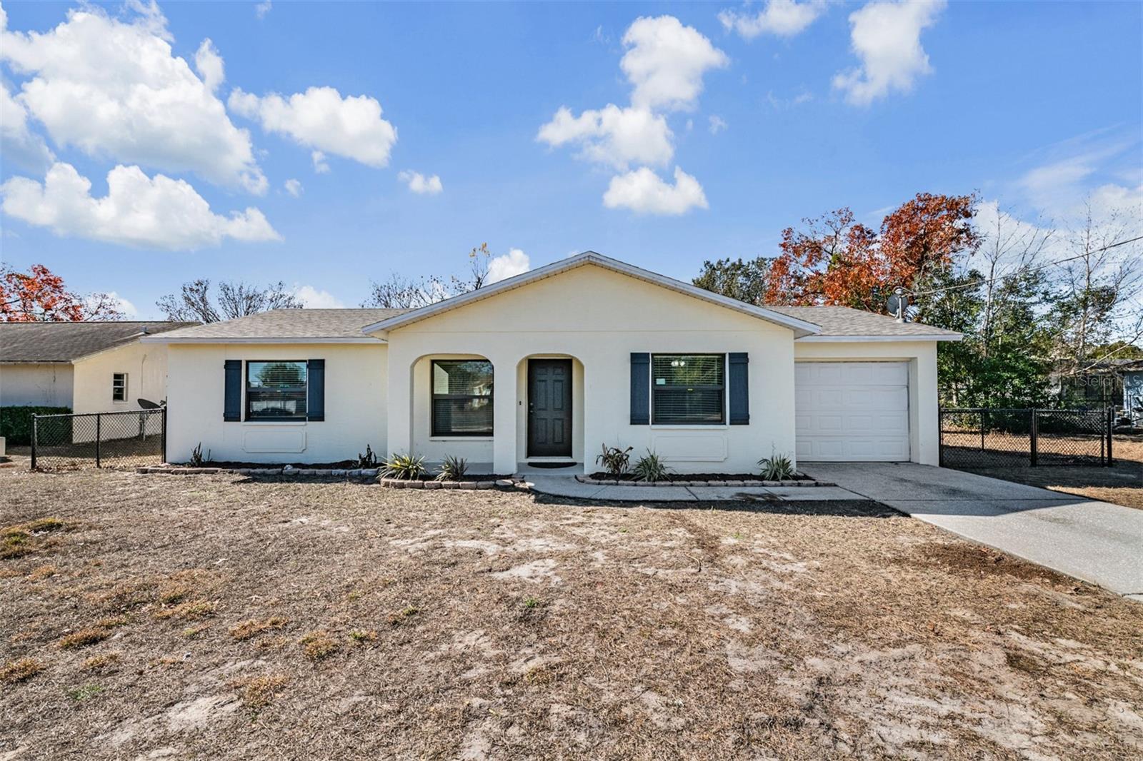 12044 ELGIN BLVD Property Photo 1