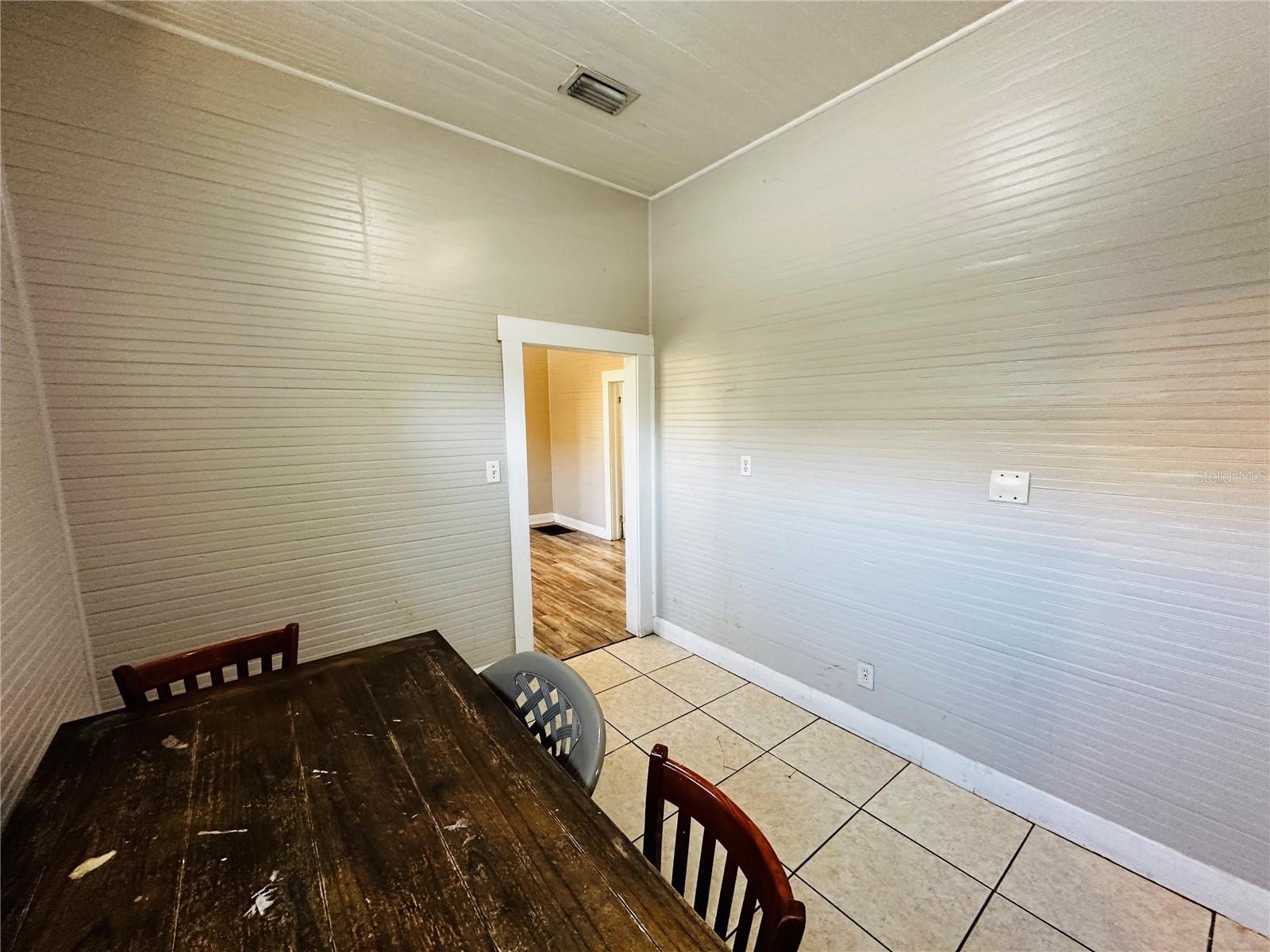 2415 Marconi St Property Photo 20