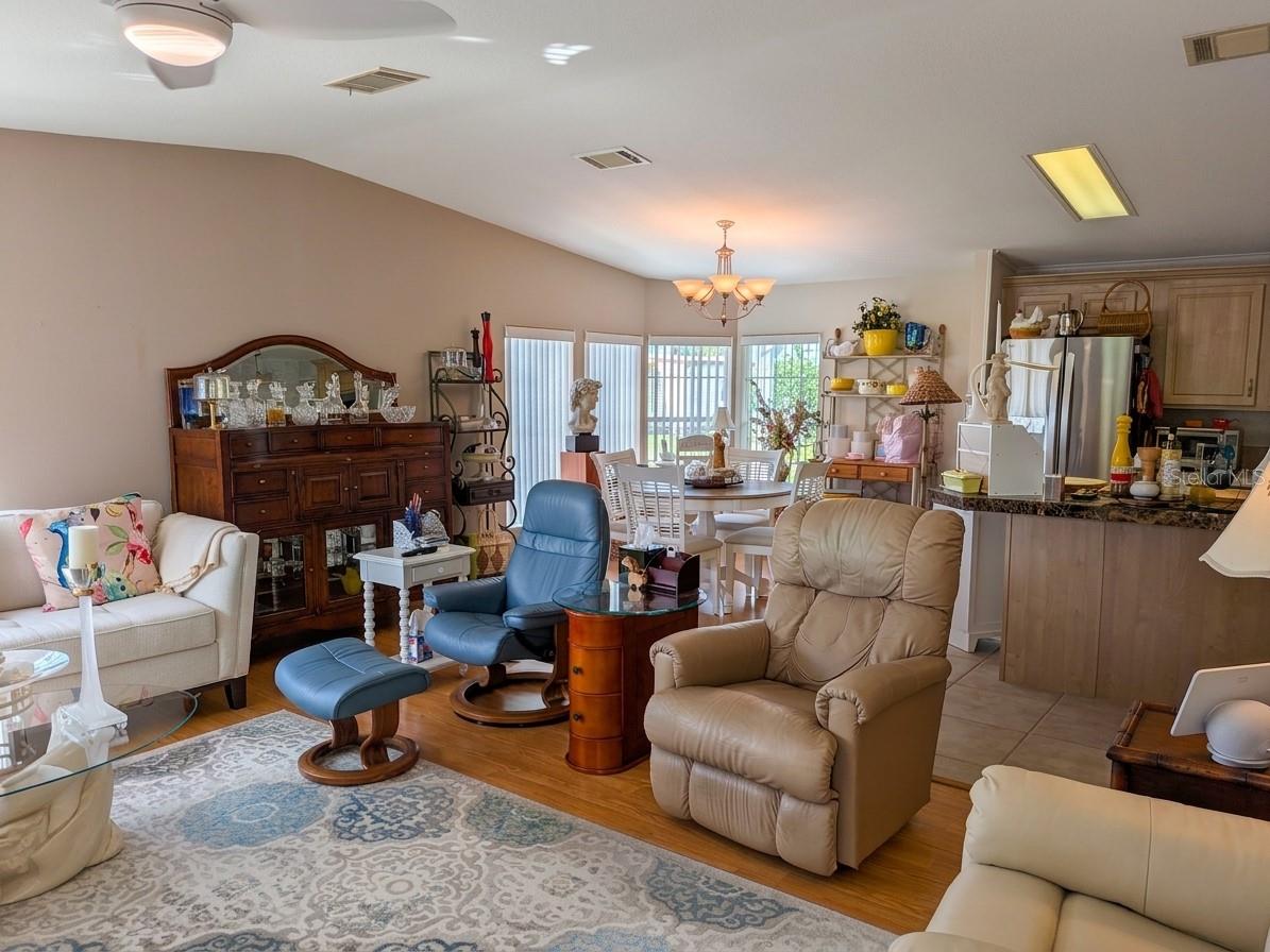 34709 Lake Dr N Property Photo 7