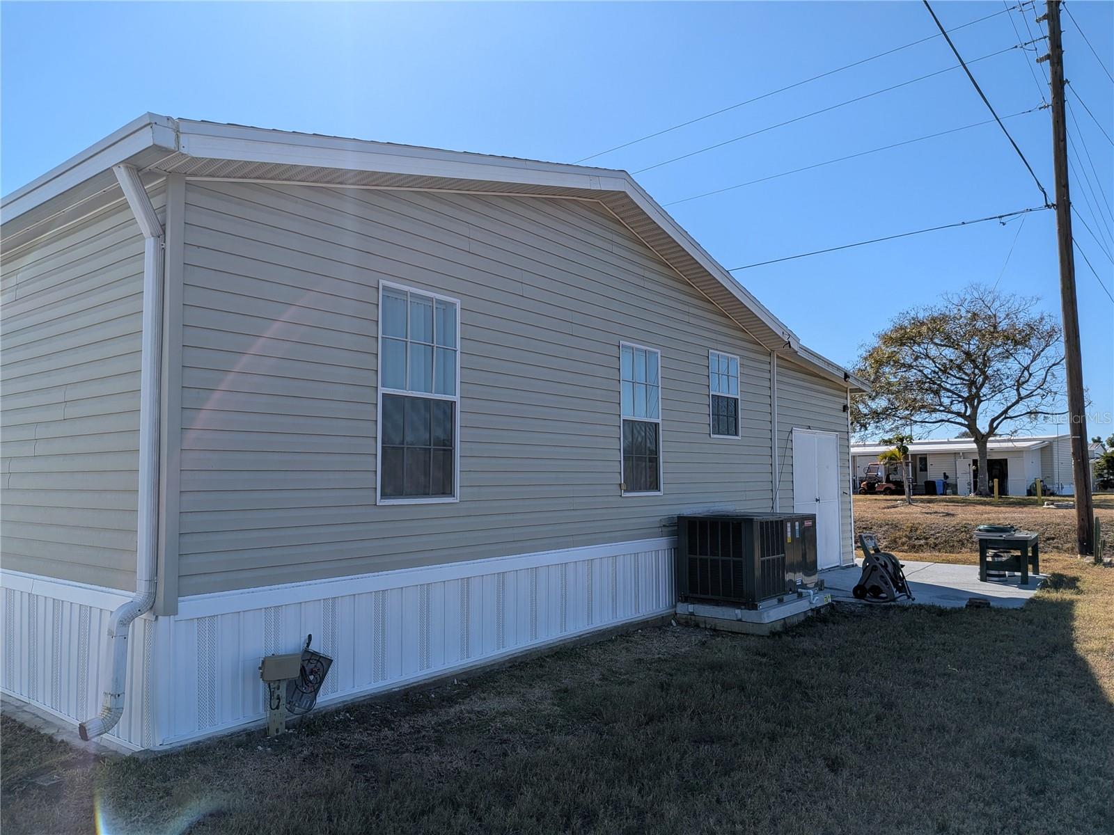 34709 Lake Dr N Property Photo 27