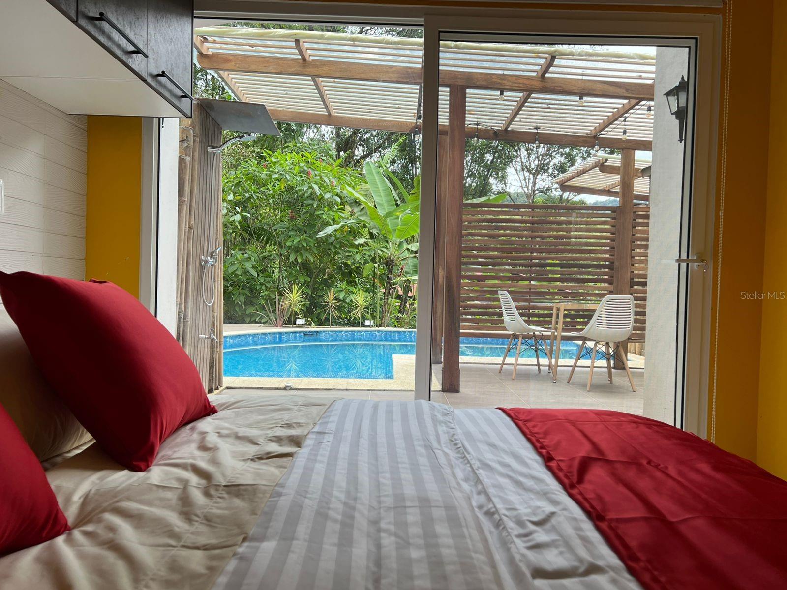 TB8474841 Property Photo 4