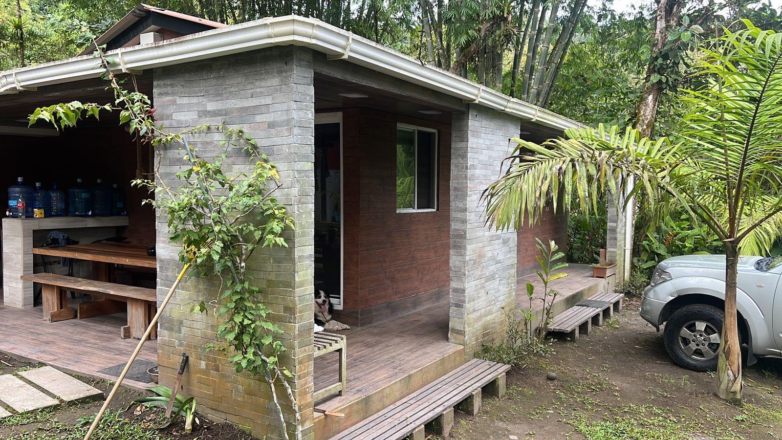 TB8474841 Property Photo 9