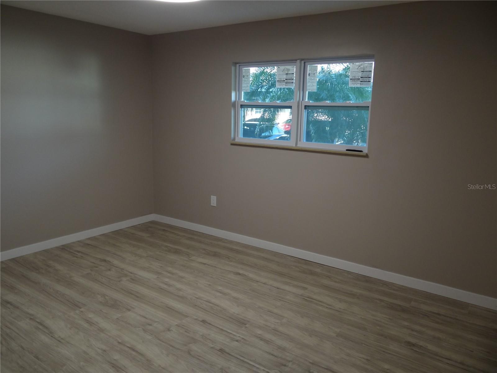5287 81st St #2 Property Photo 8