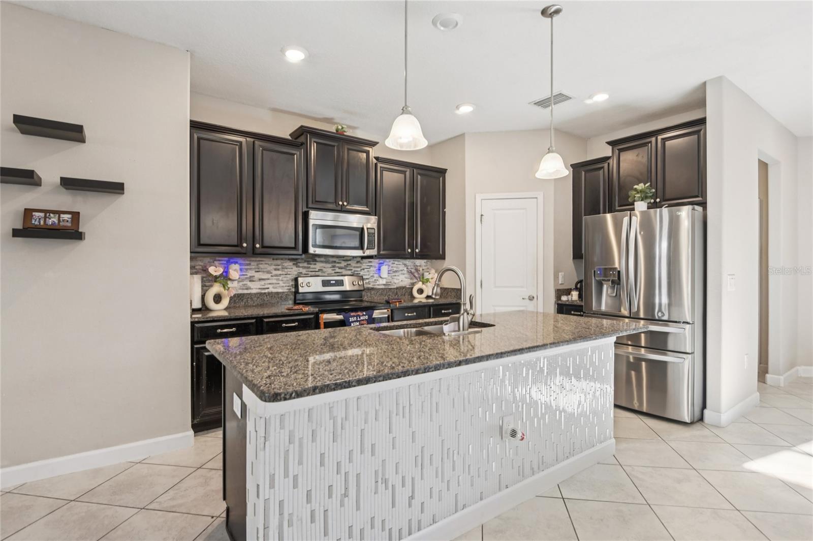 1537 Tallulah Ter Property Photo 10