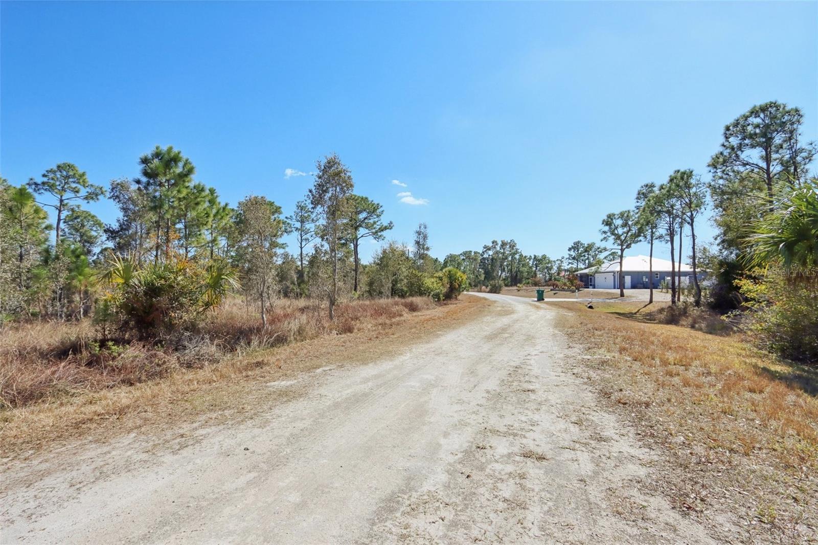 13588 Carousel Dr Property Photo 7