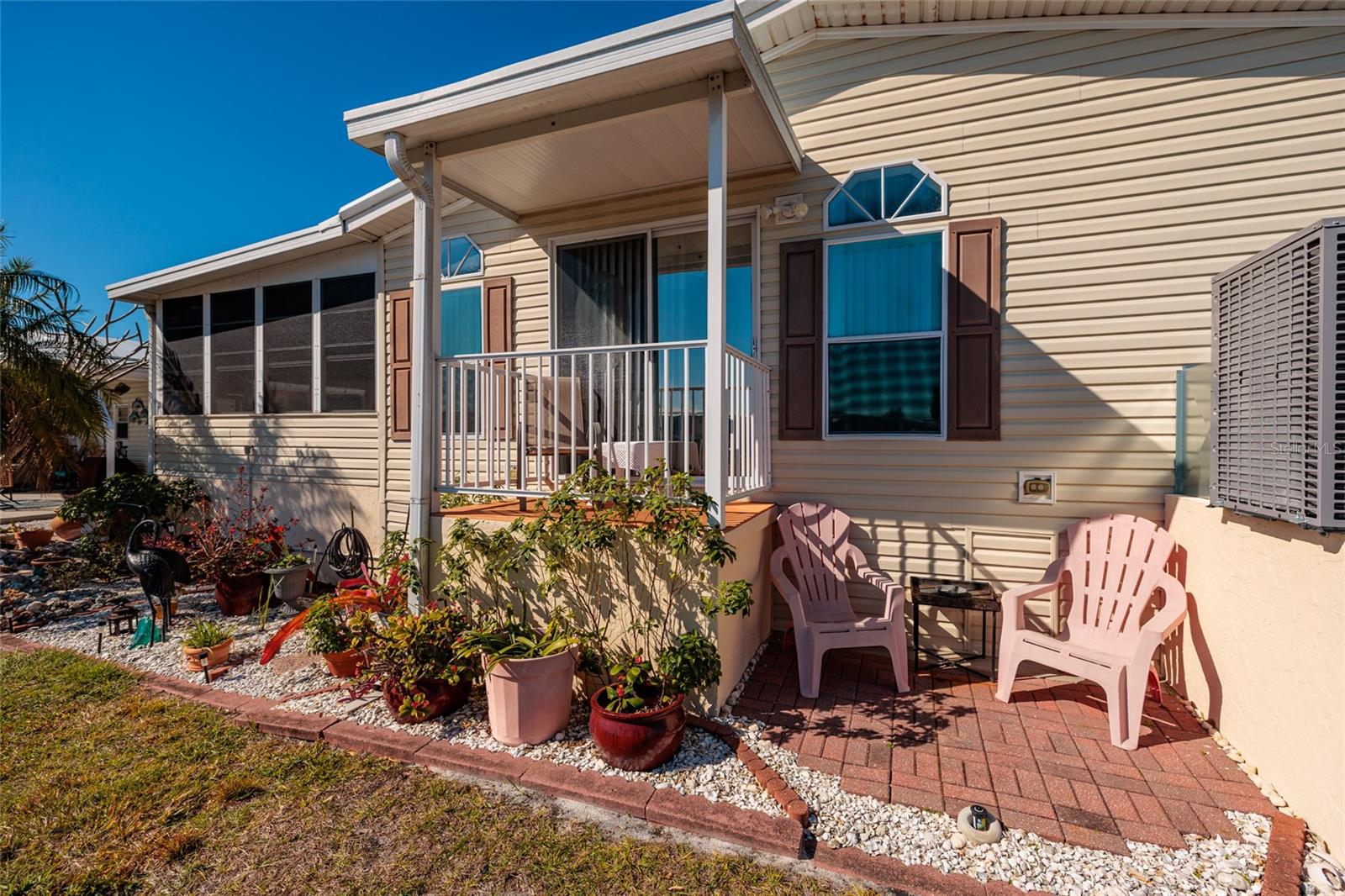 134 Americana Ct Ne #216 Property Photo 24