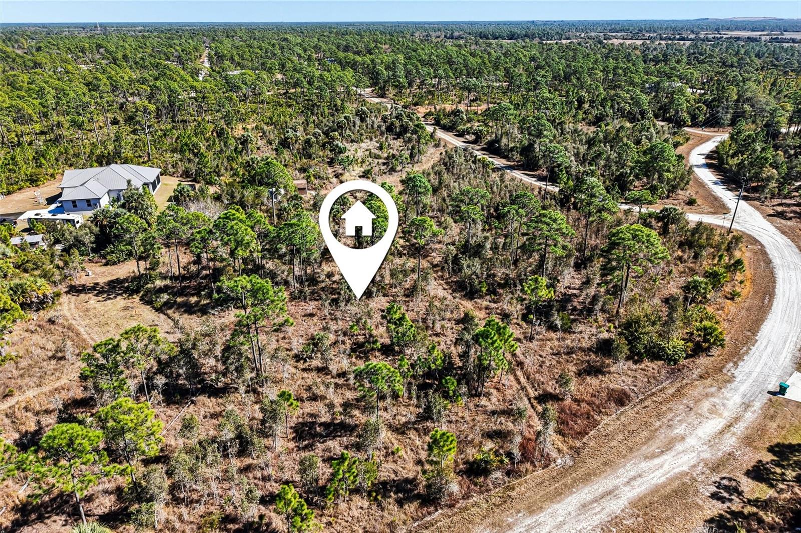 13592 Carousel Dr Property Photo 3