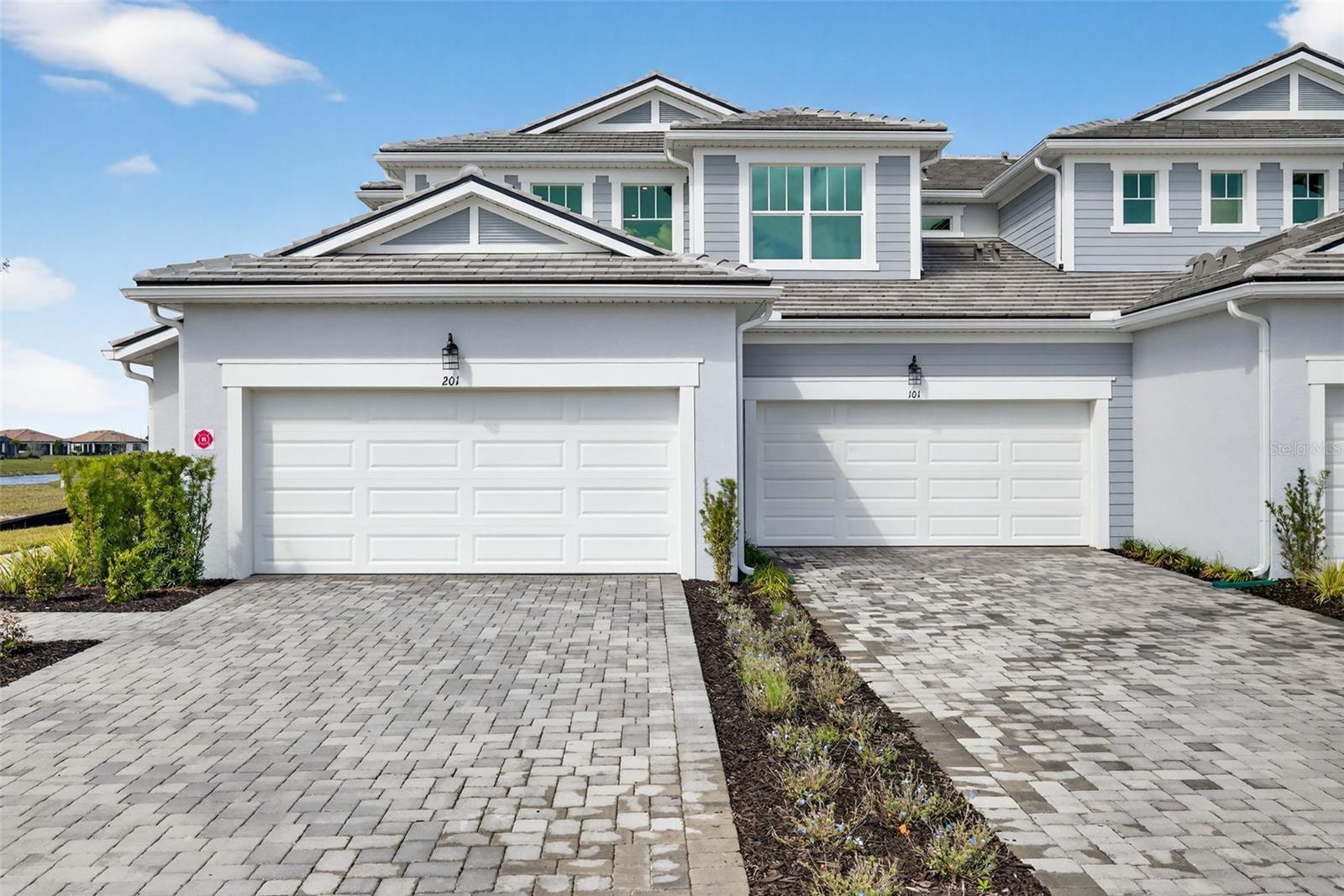 17375 MOONFLOWER DR #101 Property Photo 1