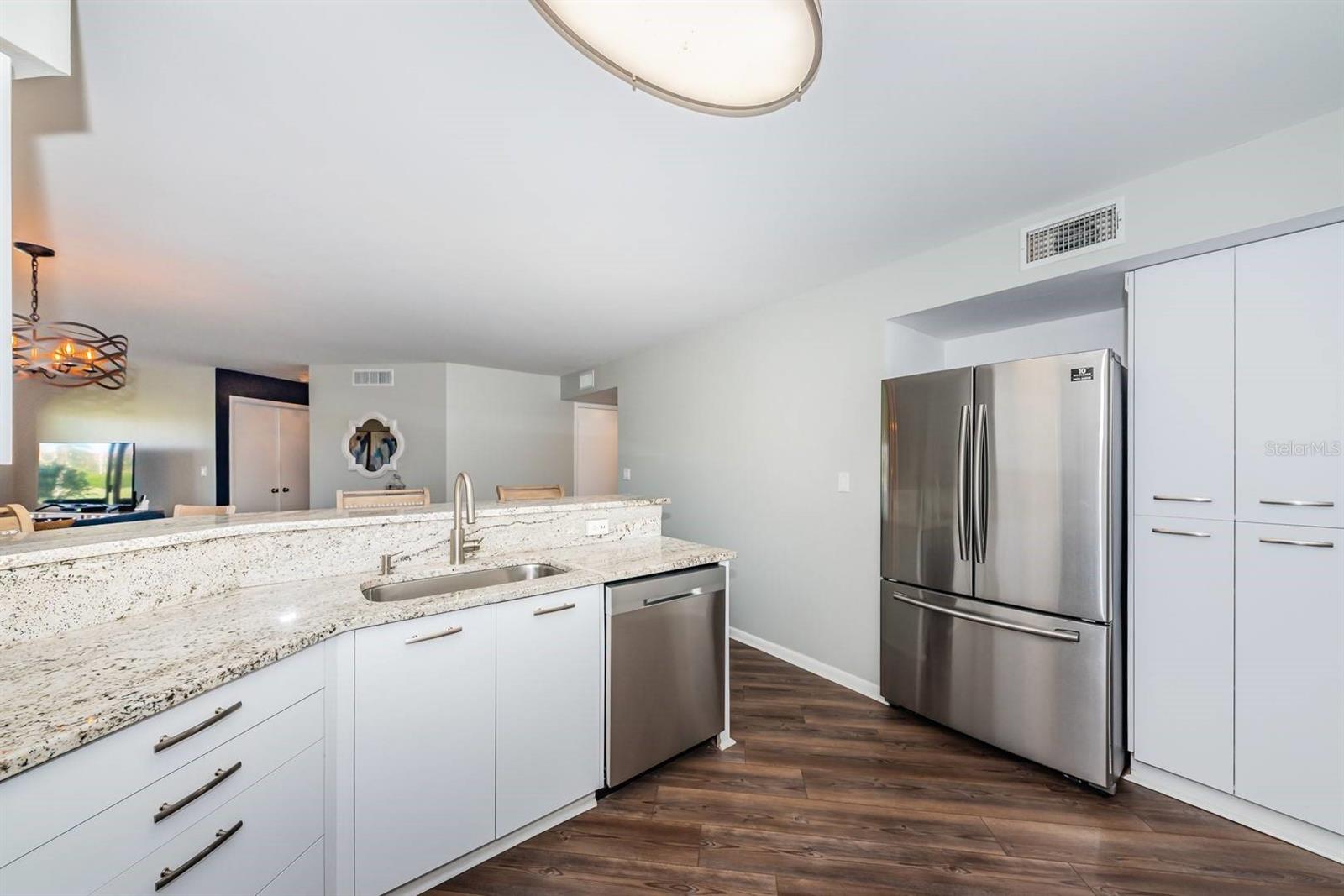 6151 Bahia Del Mar Blvd #120 Property Photo 3