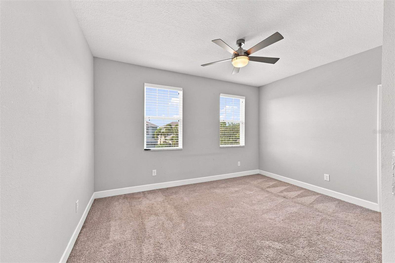 5227 Admiral Pointe Dr Property Photo 33