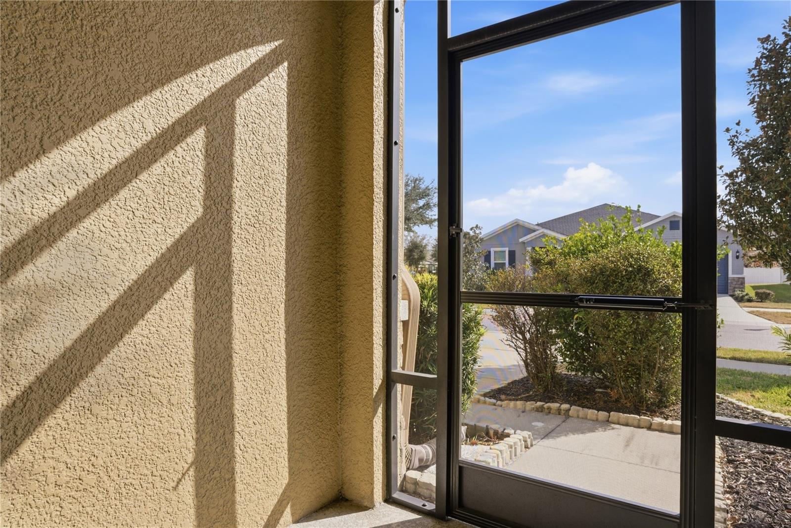 10420 Pleasant Spring Way Property Photo 6