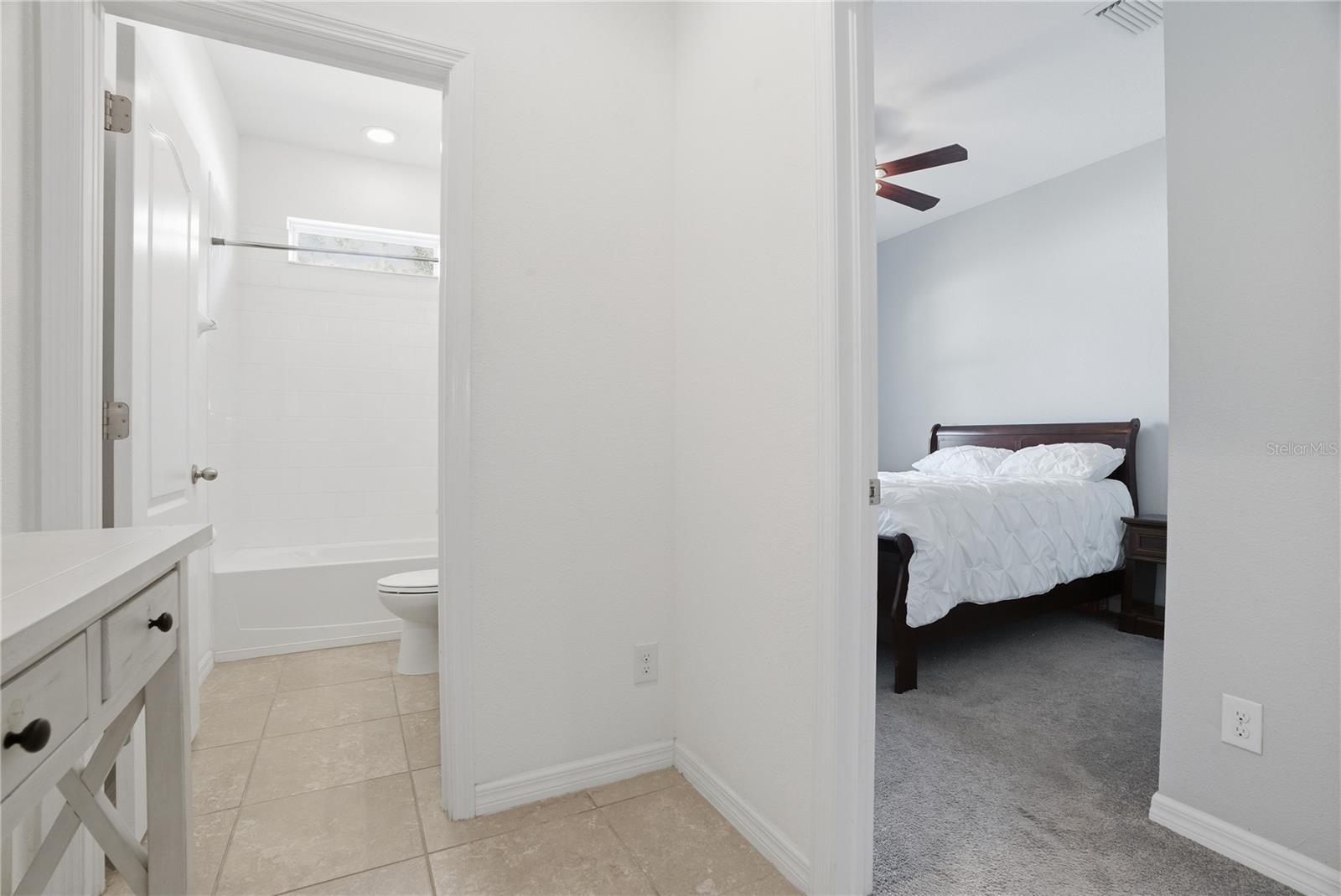 10420 Pleasant Spring Way Property Photo 13
