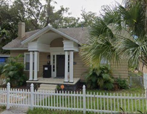 TB8475571 Property Photo 1