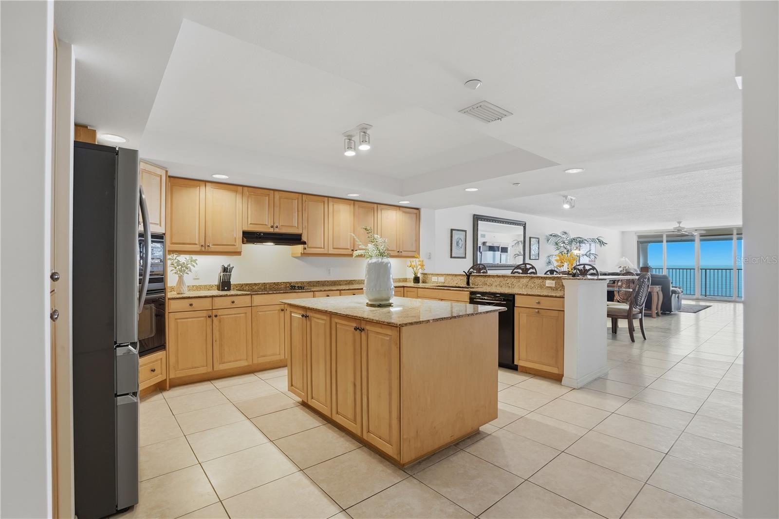 16326 Gulf Blvd #307 Property Photo 5