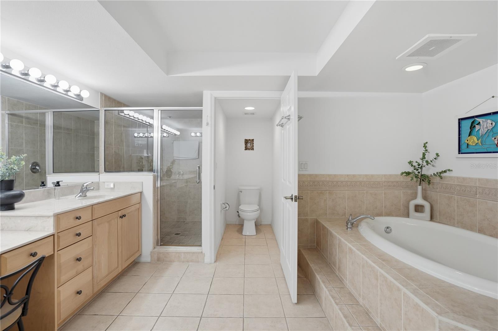 16326 Gulf Blvd #307 Property Photo 20