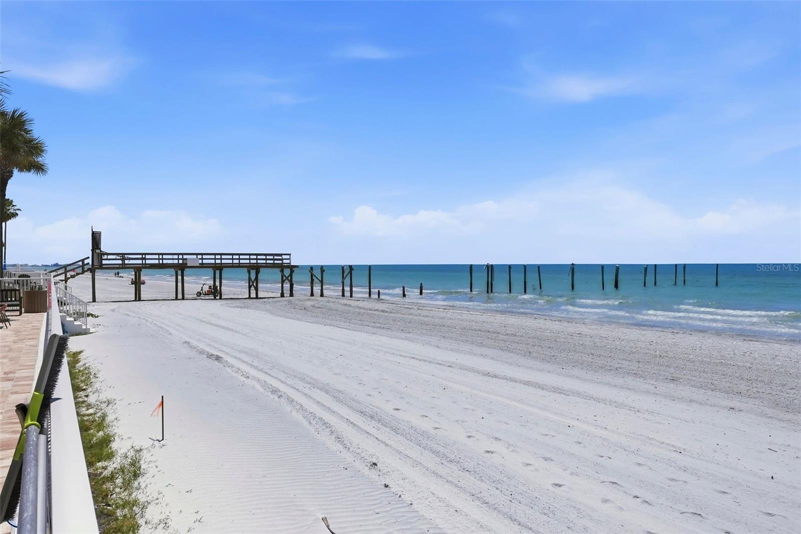 16326 Gulf Blvd #307 Property Photo 42