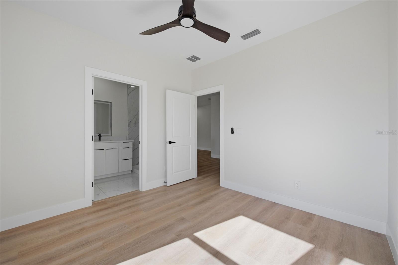 6805 S Elemeta St Property Photo 58
