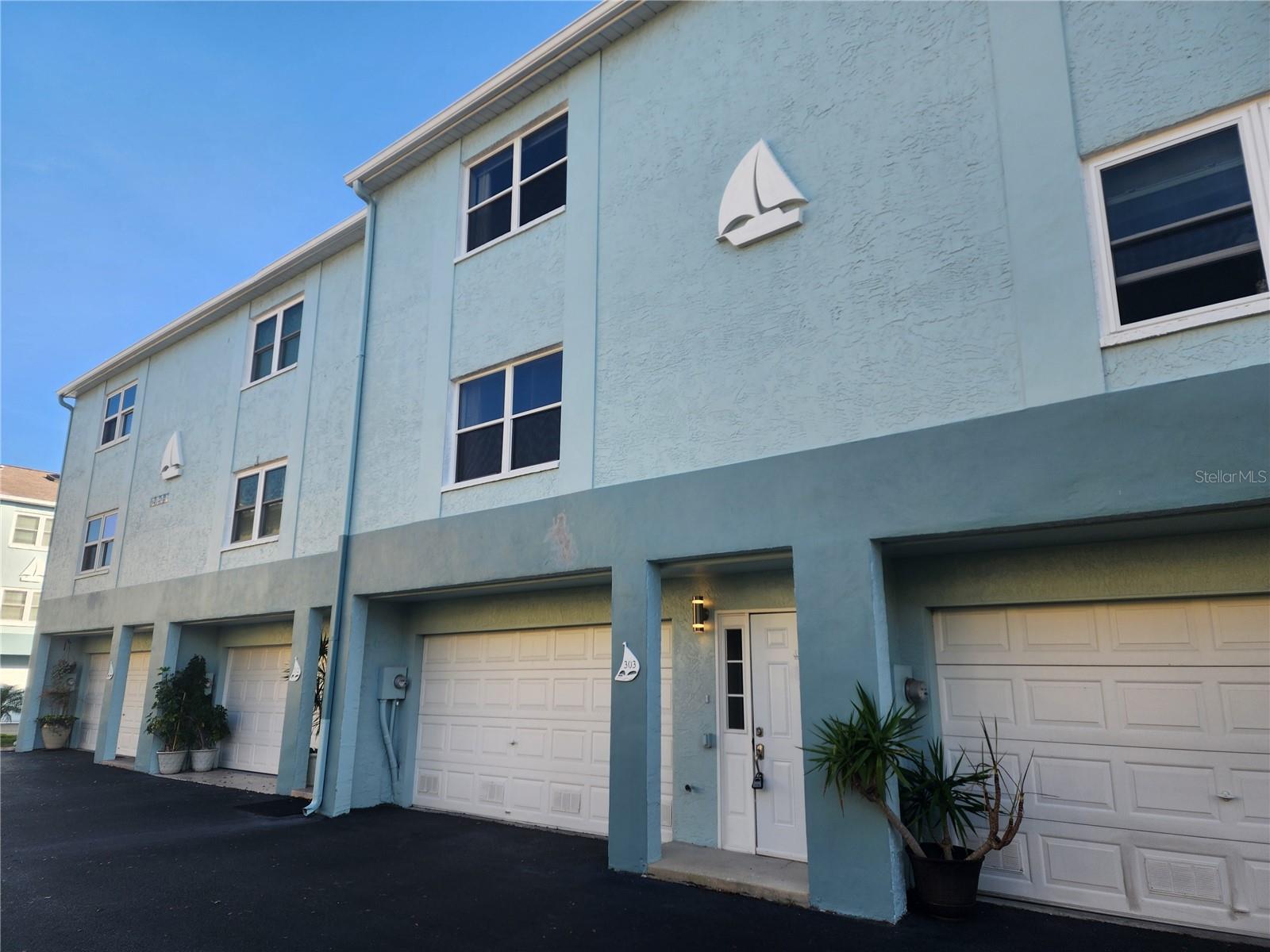 1101 PINELLAS BAYWAY S #303 Property Photo 1
