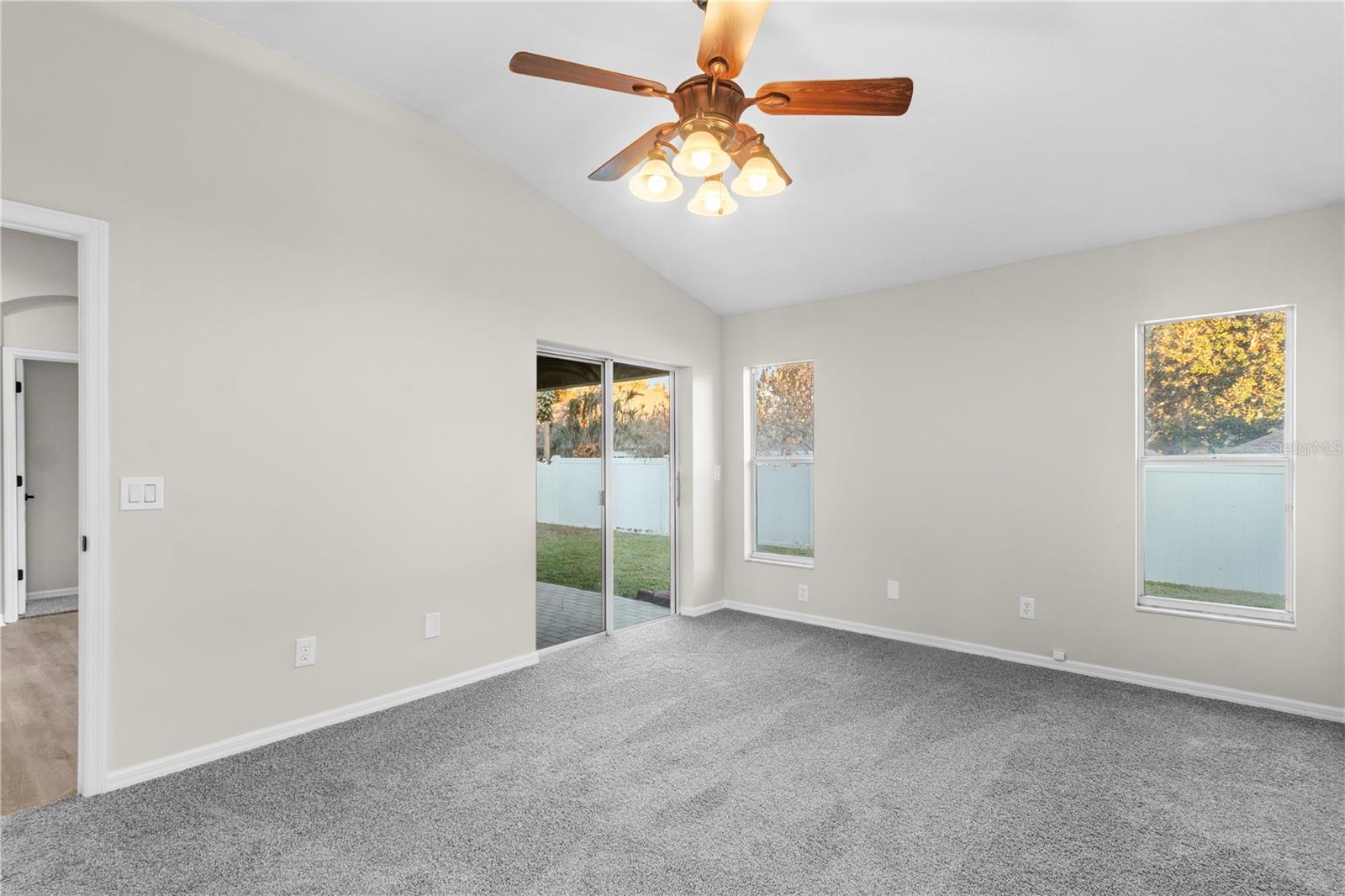 723 Erik Lake Rd Property Photo 10