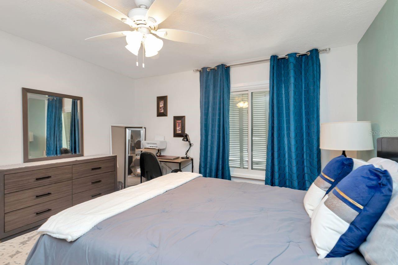3765 41st St S #k Property Photo 19
