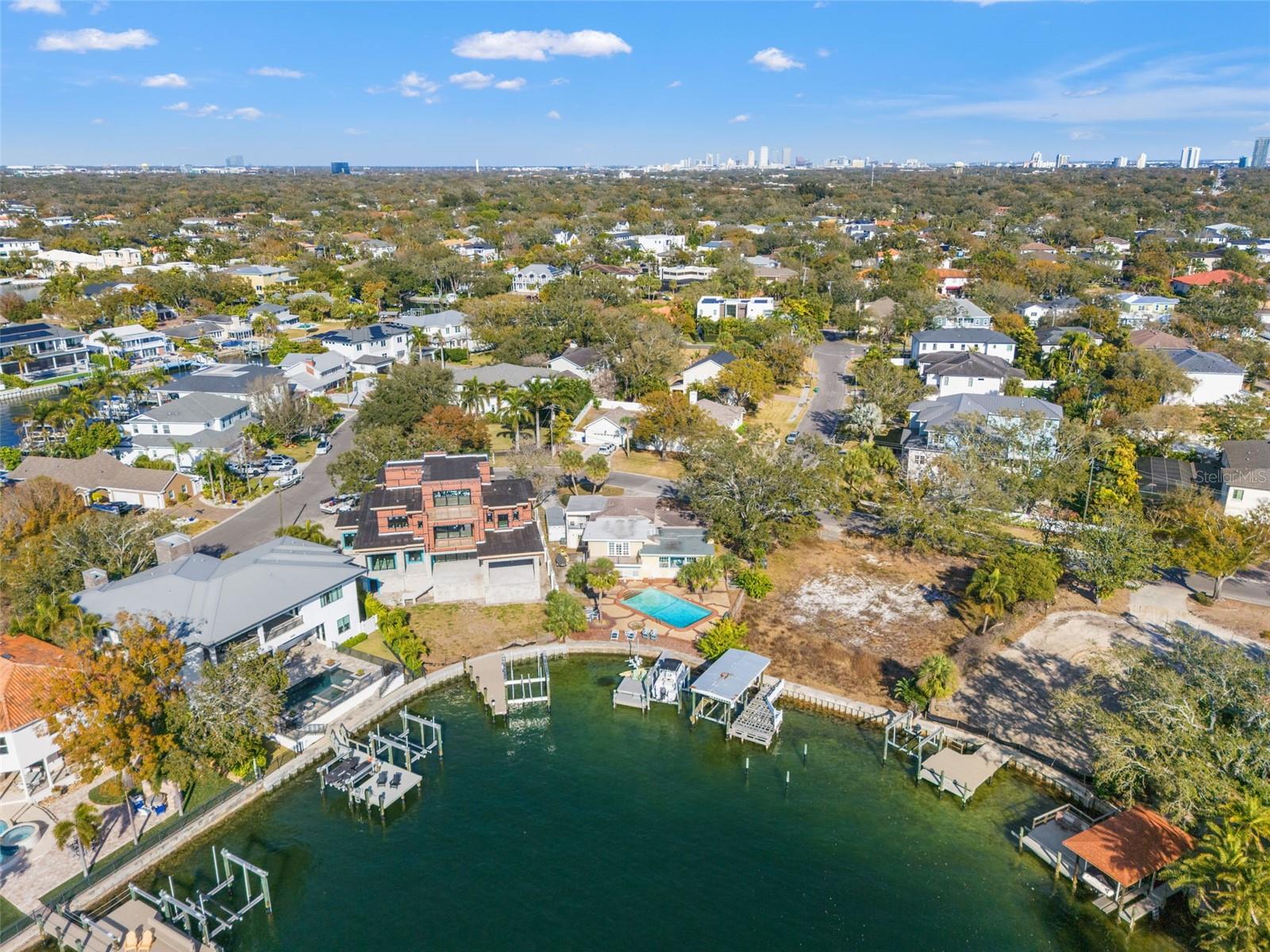 2605 S Beach Dr Property Photo 11