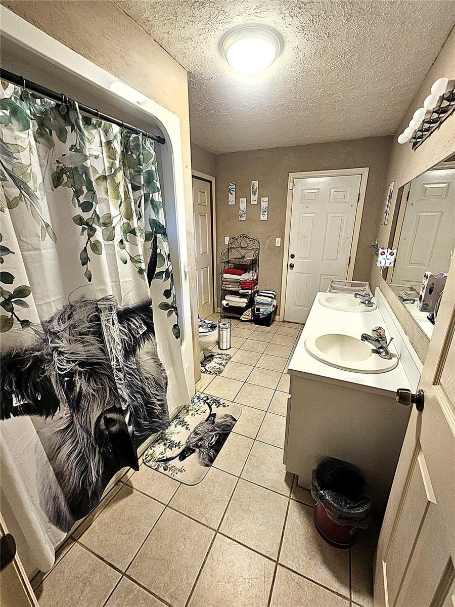 13308 Duck Lake Canal Rd Property Photo 21