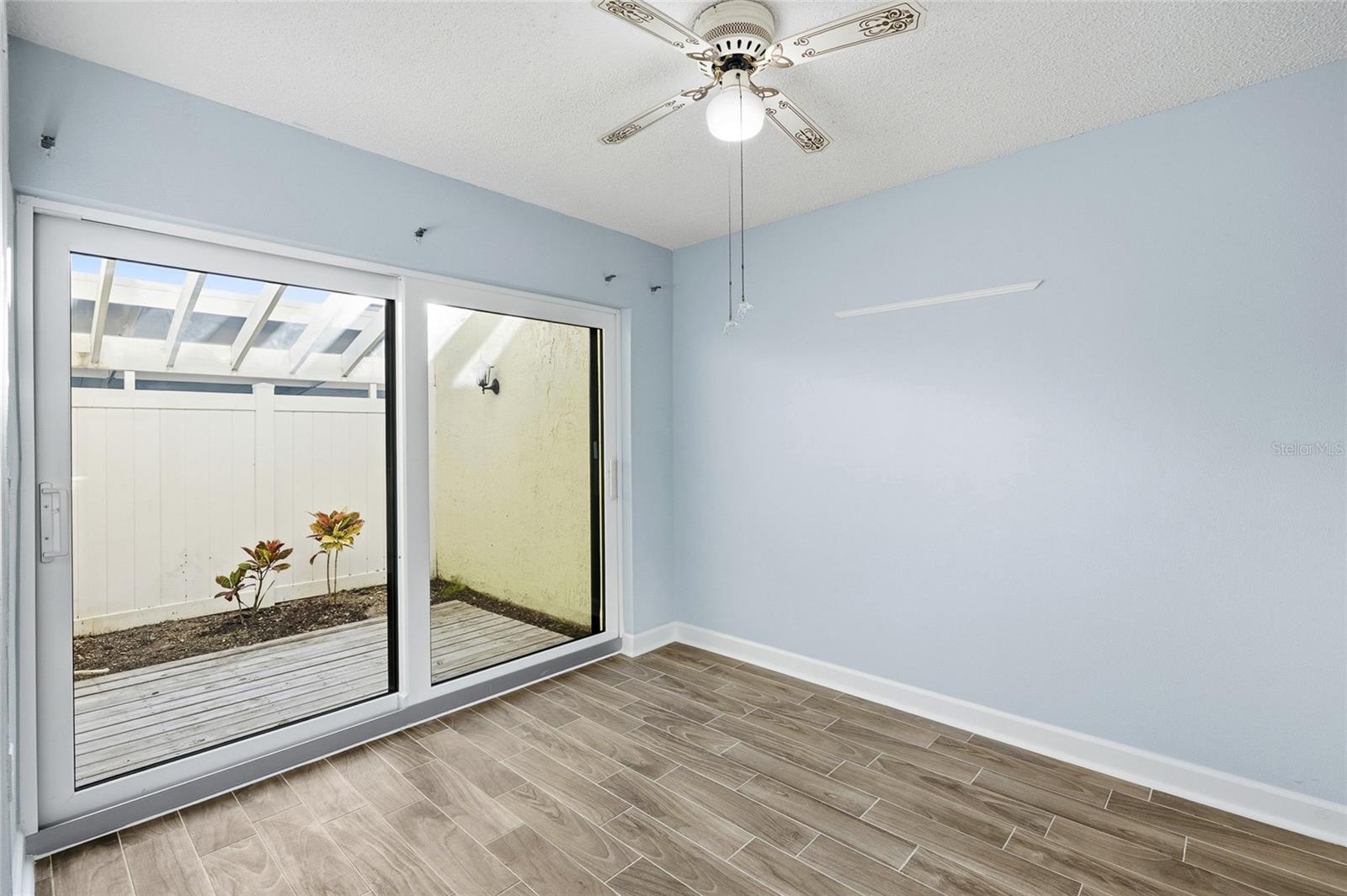 1 Windrush Blvd #21 Property Photo 17